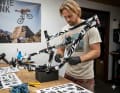 Voll Freeride: Mittels abgefahrener Sticker-Kits (131,95 Euro Aufpreis) lässt sich die Optik des Zink Vacay individualisieren.