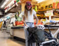 Practical with rear kickstand: shopping and other items can be transported on the pannier rack - up to 15 kilos.