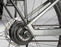 Elegant and stable: the pannier rack is supported in a hole in the dropout.