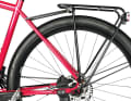 The Contouras luggage rack is positioned quite far back. As a result, it wobbles even under relatively light loads. You can feel it when steering.