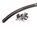 The sturdy aluminium rail from Racktime has a three-dimensional shape. It fixes braceless carriers reliably and with minimal torsion.