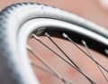 The spoke holes of the Ryde-Andra rim are offset to each other, which makes the wheel more stable laterally.