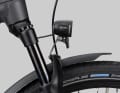 The suspension fork ensures comfort, mudguards keep dirt and water out. The lighting system provides a clear view and ensures visibility.