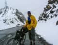Radfahrer auf dem Dach der Welt