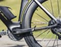Die Laborwerte stimmen: Top-Aerodynamik, 6,2 Kilogramm Gewicht und beruhigende Steifigkeitswerte. Das stark verjüngte Sitzrohr soll den Komfort verbessern.