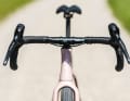 Specially moulded handlebars increase control on rough terrain.