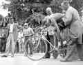 Details im Blick: Fausto Coppi, hier bei einem Zeitfahren der Tour 1940, kombinierte sein besonderes Talent mit akribischer Vorbereitung.
