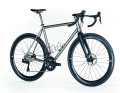 Classic: Moots' calling card is flawless weld seams and surfaces; the Americans also build to measure