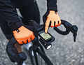 Equipement d'automne pour le vélo : Gants à doigts longs avec fonction tactile