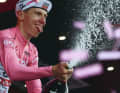 Überschäumend: Im Mai gewann Tadej Pogacar erstmals den Giro d’Italia – mit großem Vorsprung