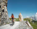 Dank flexiblem Konzept können Gravelbiker ihr Gravel-Peaks-Erlebnis rundum individualisieren. Immer mit dabei: Spektakuläre alpine Landschaften.