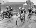 Des duels passionnants - Deux coureurs légendaires qui cumulent sept victoires sur Paris-Roubaix : Ici, Eddy Merckx affronte Roger De Vlaeminck en 1973. Merckx a gagné pour la troisième et dernière fois