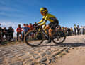 Polyvalente : Pauline Ferrand-Prévot a entamé avec succès son retour dans le cyclisme sur route en remportant en solo Paris-Roubaix.