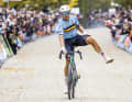 Left-handed lunger - Florian Vermeersch celebrated his first victory as world champion after a broken femur
