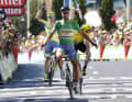 Sagan wins the stage in a sprint ahead of Froome