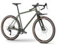 Deux options de couleurs sont disponibles : Vert foncé pour l'aventure...