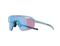 Un verre transparent interchangeable est inclus dans la livraison.