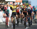The Dutch sprinter is also successful at Paris-Nice: Here he celebrates his victory on stage 5