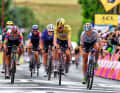 Liane Lippert (tout à droite) remporte la première victoire d'étape d'une Allemande sur le Tour des femmes