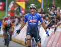 Il a remporté des succès dans toutes les disciplines. Il a remporté sa première victoire sur route en 2023 lors du Tour de Wallonie, à l'issue d'un sprint.
