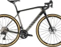 Canyon Grail CF SL 8.0 Di2

	Schaltwerk Shimano GRX Di2 RX815
	Kassette Shimano ULTEGRA HG800 11–34 11s
	Laufradsatz DT Swiss G1800 SPLINE DB
	Reifen Schwalbe G-One Bite 40 mm
	Cockpit Canyon CP07 Gravelcockpit CF
	Sattel Fizik Aliante R5
	Sattelstütze Canyon S15 VCLS 2.0 CF
	Preis 3.399 €
	Gewicht 8,7 kg (Herstellerangabe)