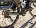 Intéressant pour beaucoup : une manivelle double avec une grande largeur de bande et de petits sauts de vitesse est toujours disponible.