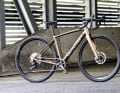Ein echtes Specialized für nur 2.299 Euro: Mit dem Diverge 4 Sport Alloy senden die Kalifornier ein starkes Signal an alle, die ein wertiges, aber bezahlbares Einstiegsmodell mit hohem Markenimage suchen.  Foto: Georg Grieshaber