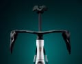 Dafür wurde vor allem an der Aerodynamik gefeilt: 17 Watt Leistung soll das neue Specialissima gegenüber dem Vorgänger bei 50 km/h sparen