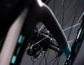 "Disegnata in Bianchi" is written on the top tube. But it's not just the frameset that comes from Bianchi. The carbon wheels with ceramic bearings are also an in-house development.