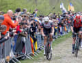 Défaillance : Nils Politt dans la forêt d'Arenberg