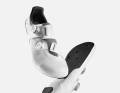 The Canyon Tempr CFR Road road bike shoes do without Vibram elements and are designed with a carbon sole for particularly strong power transmission.