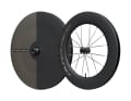 La roue avant C99 et la roue arrière à disque sont destinées aux coureurs de contre-la-montre et aux triathlètes
