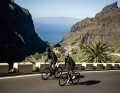 Look offers four equipment variants. The basic model with mechanical 105 costs 3390 euros, the top model with electronic Ultegra costs 6490 euros.