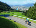 Downhill rush: The last descent of the four-day stage tour leads from Bad Dürrnberg into the Salzach Valley.