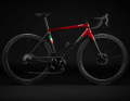 Il faut compter 14 065 euros pour le C68 équipé du Dura-Ace Di2 de Shimano et des roues C50. 