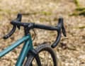 With the aluminium Grail, Canyon doesn't rely on the distinctive double-decker handlebars of the carbon model, which is good for the setup.