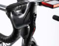 The Prototipo presented here is equipped with Campagnolo's Super Record. The wheels also come from the Italian component specialist.