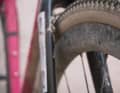 Les impacts de pierres contre les jantes et les rayons n'ont pas eu raison de la paire de roues Cadex AR 35.