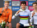 Stationen von Marco Brenner: 2019 bei der Rad-WM in Harrogate (Großbritannien) holt Brenner (rechts im Bild) Bronze im Einzelzeitfahren der Junioren hinter Antonio Tiberi (Italien/Mitte) und Enzo Leijnse (Niederlande/links)