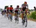 Nils Politt fait une très belle course sous le maillot de champion d'Allemagne et contribue à maintenir le capitaine de Bora-Hansgrohe, Alexander Vlasov, dans les ...