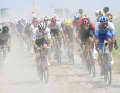 The battle for the best positions in the field of riders is particularly fierce on the cobblestones
