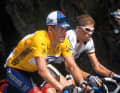 Bei der Tour de France liefert sich Ullrich viele erbitterte Duelle mit Lance Armstrong ...