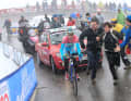 Seinen denkwürdigsten Etappensieg beim Giro 2013 feiert Nibali an den Drei Zinnen von Lavaredo. Bei Schnee und Eis stürmt der SIzilianer solo dem Ziel entgegen und fährt sich endgültig in die Herzen der italienischen Radsportfans
