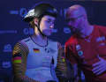 National sprint coach Jan van Eijden in conversation with Pauline Grabosch, who suffered a health problem in Berlin