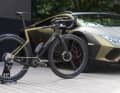 “Lambo” und Gravelbike im einheitlichen Look 