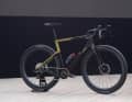 The Exploro Racemax X Huracán Sterrato is designed to be fast on the road and off-road
