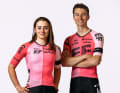 Les maillots de cyclisme des équipes professionnelles 2023 : Les nouveaux maillots de l'équipe masculine EF Education EasyPost et de l'équipe féminine EF Education-TIBCO-SVB