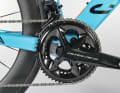 Canyon has an integrated power meter as standard (Fig. 2), the cheaper model switches mechanically