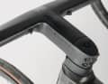 Elegantly integrated additional gear knobs 