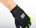 The cuffs are equipped with Velcro straps 